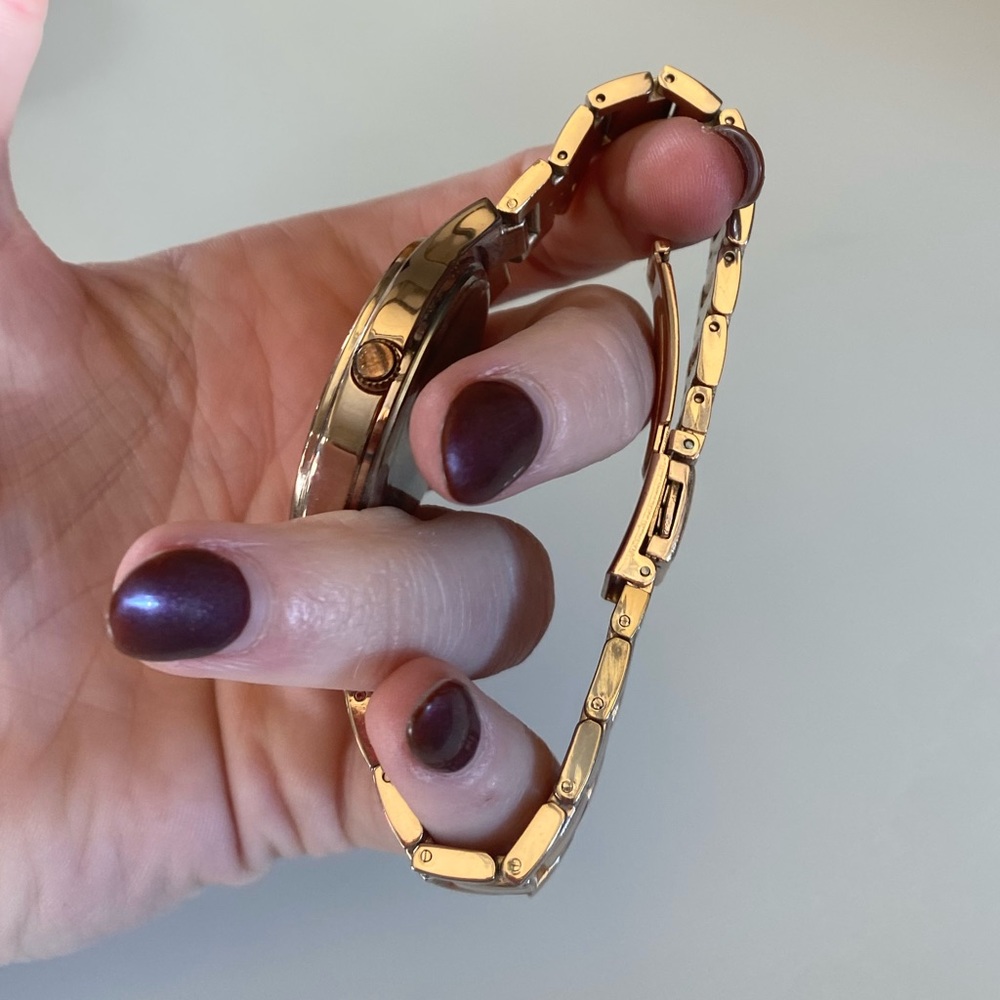 GOLD FOLIO WATCH - Picture 2 of 4